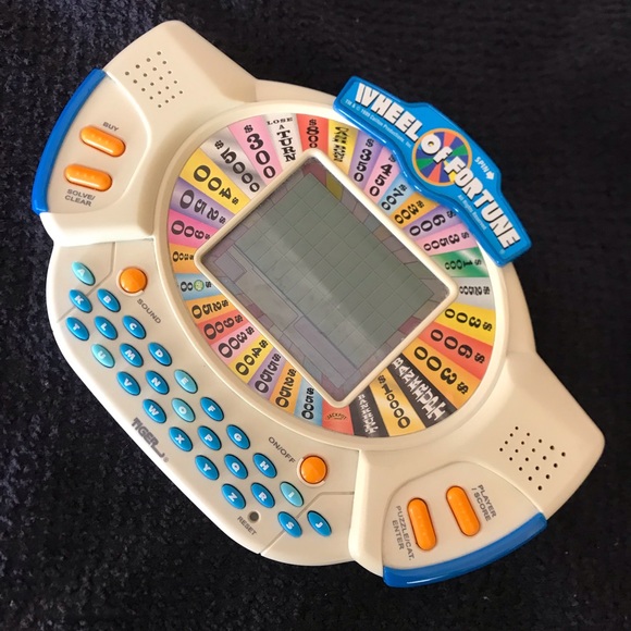 Wheel of Fortune “deluxe” handheld electronic game - Picture 5 of 10